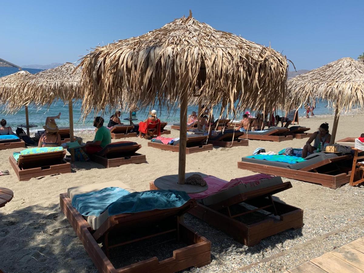 La Playa Boutique Apartments Myrties エクステリア 写真